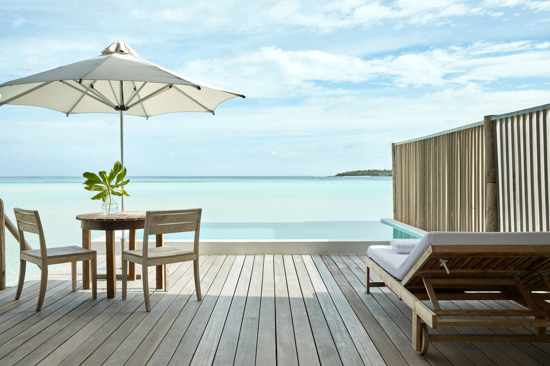 1-Bedroom Water Villa with Pool